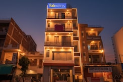 FabHotel Grand Capitol, Jaipur