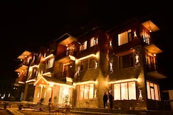 Mountain Majestys Inn, Manali