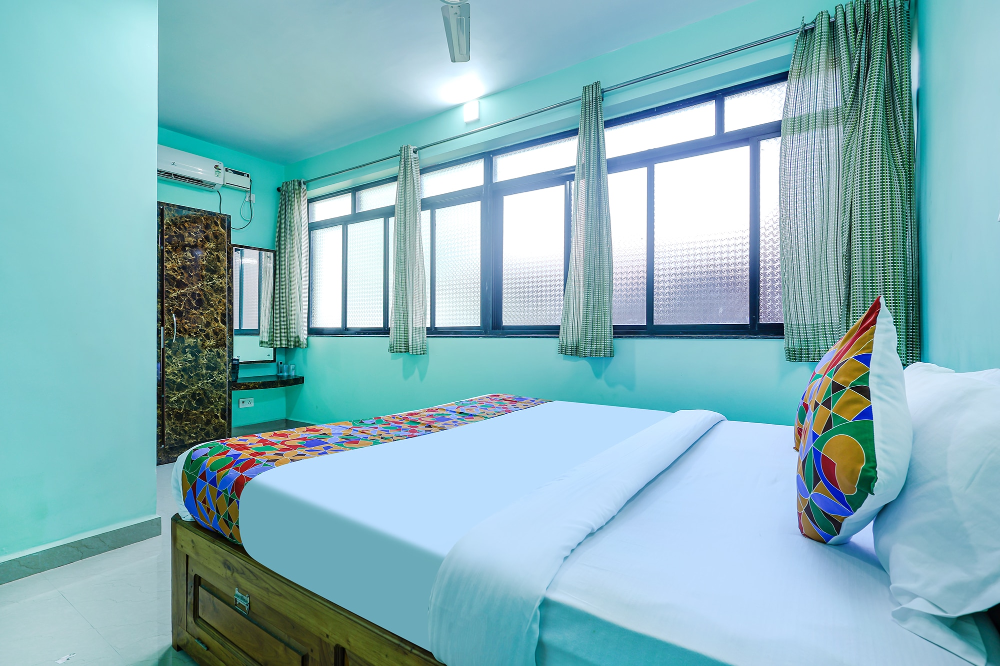 FabExpress Goa Beach Heaven - 100M From Bambolim Beach - Tap to explore photos
