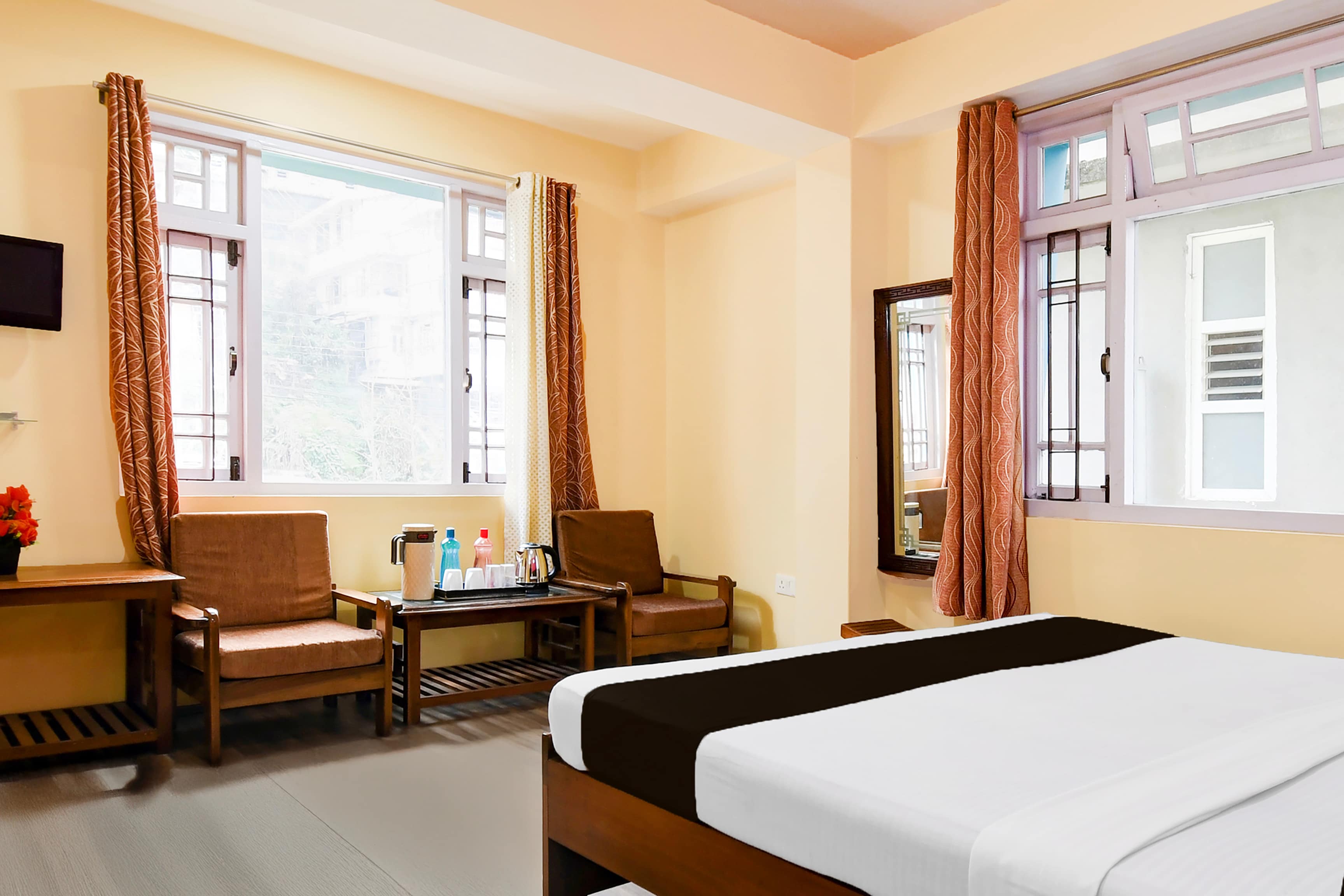 Super Hotel O De Sikkim Regency - Tap to explore photos