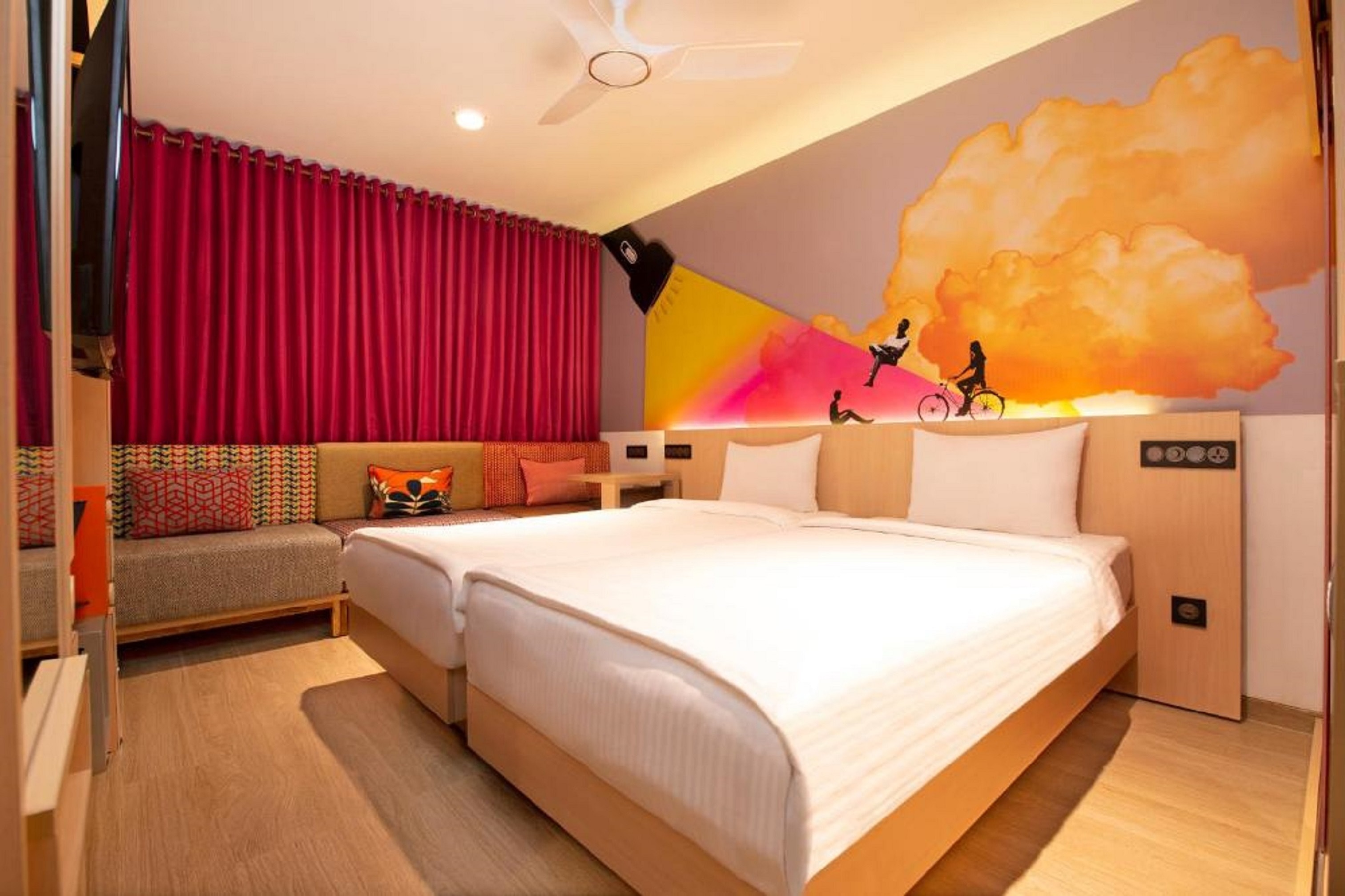 Luxe Twin Room 1