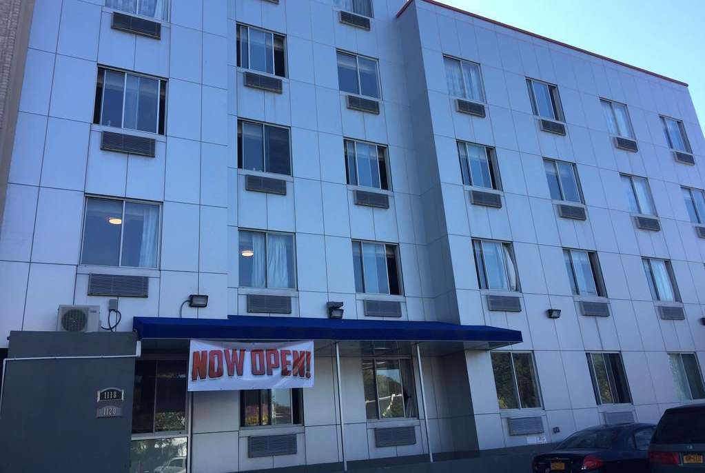 Days Inn by Wyndham Brooklyn Borough Park - Tap to explore photos