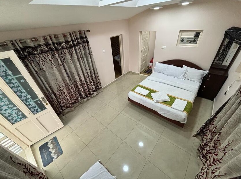 LITTLE VILLA RESORTS - Tap to explore photos