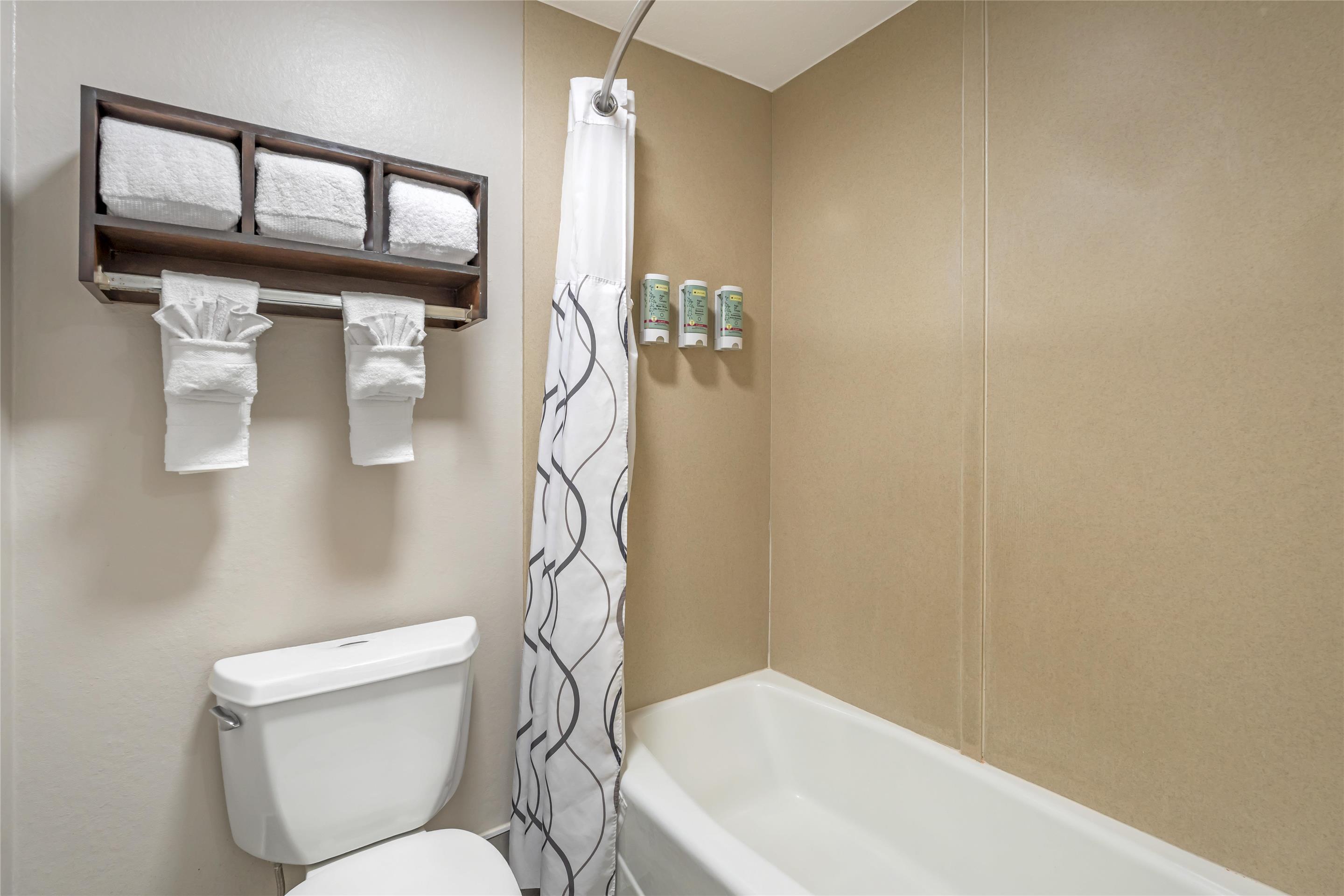 Best Western Redondo Beach Galleria Inn - Tap to explore photos