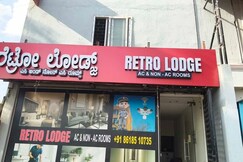 Spot on Retro Lodge, Bangalore