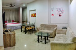 HOTEL HIRKANI, Sangli