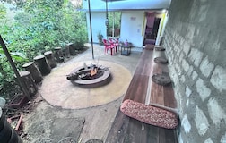 Private cottage With coffee estate view