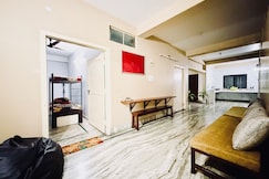 Backpackers Bunkhouse Siliguri 8BED ALL YOURS, Siliguri