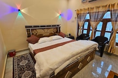 Diamond Palace Homestay, Ayodhya