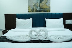 HOTEL LALS PLAZA, Bhopal