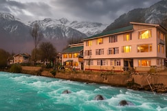 Hotel Sun Shine(River Retreat), Pahalgam