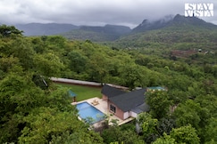StayVista at Milestone Villa, Pen
