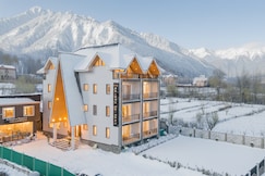 HOTEL FALCON HEIGHTS, Pahalgam