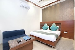 Hotel 24*7, Jalandhar