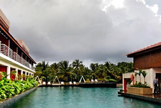 Planet Hollywood Beach Resort Goa Price Address Reviews