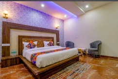 HOTEL AMOUR, Zirakpur