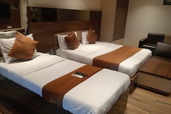 Hotel 4 Point, Ahmedabad