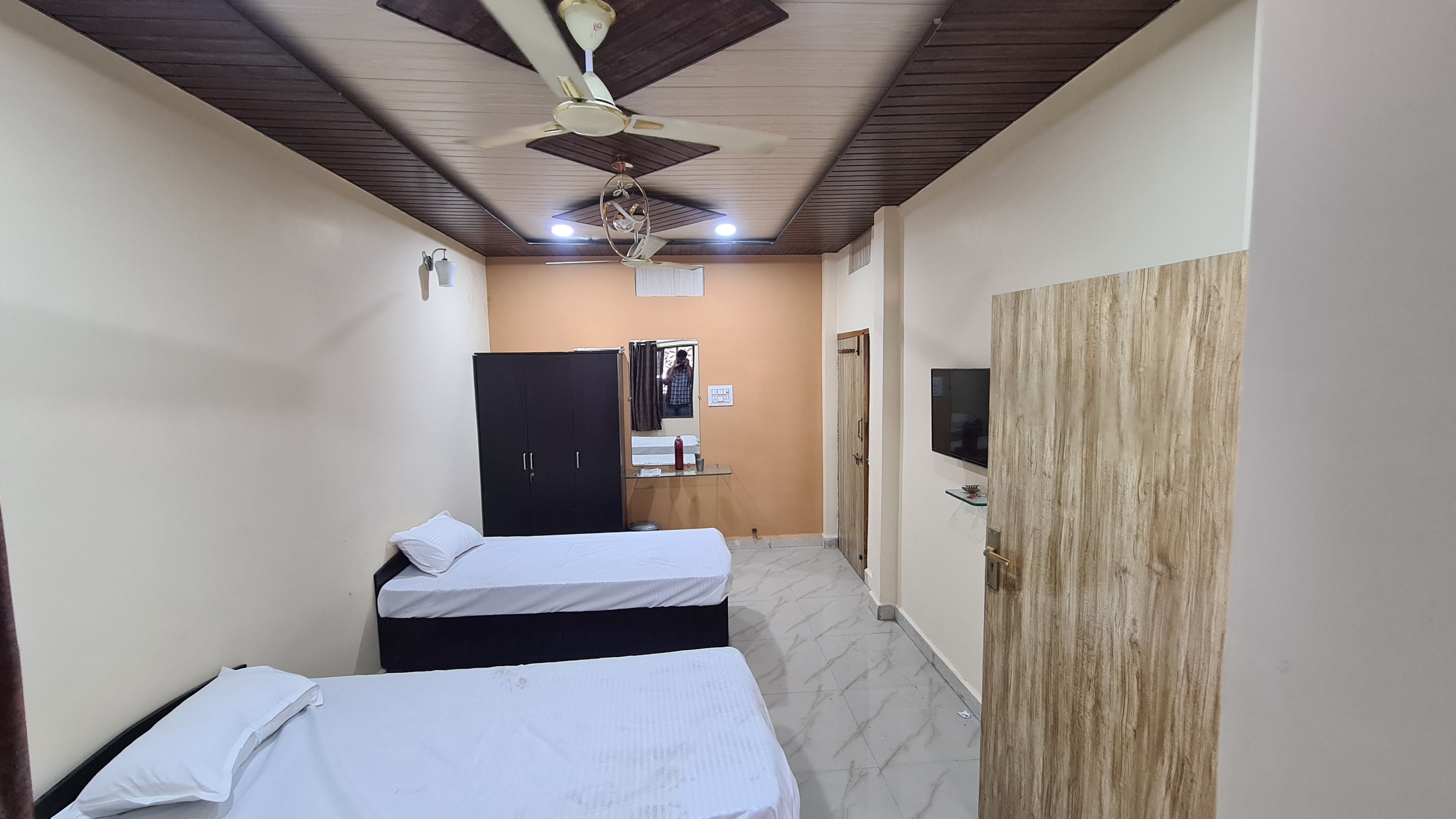 Urvashi Guest House - Tap to explore photos