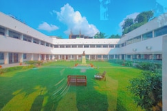 Shree Gulab Mansion Hotel and Restaurant, Prayagraj