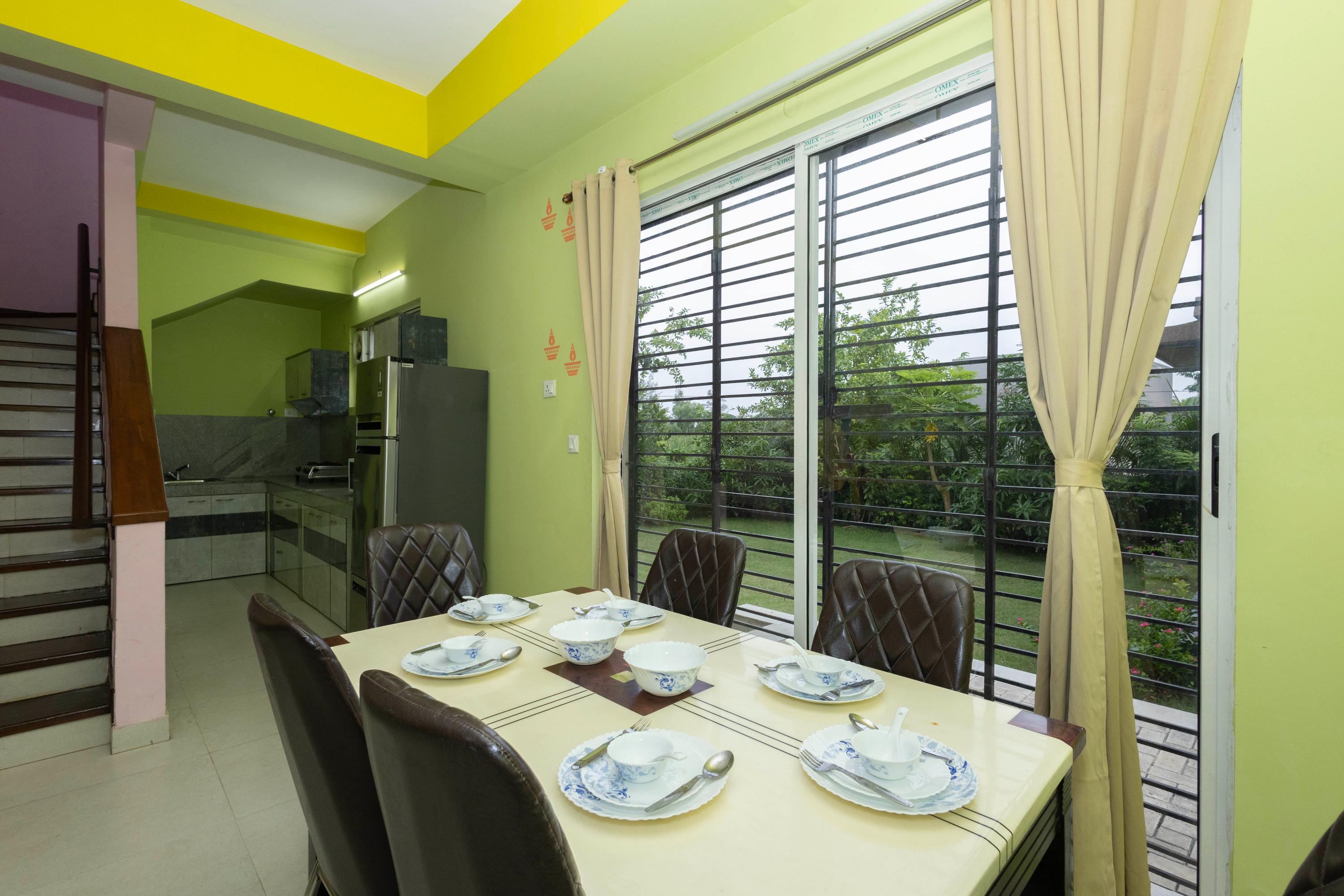 Raichak Green Villa by JadeCaps AC 3BHK Garden - Tap to explore photos