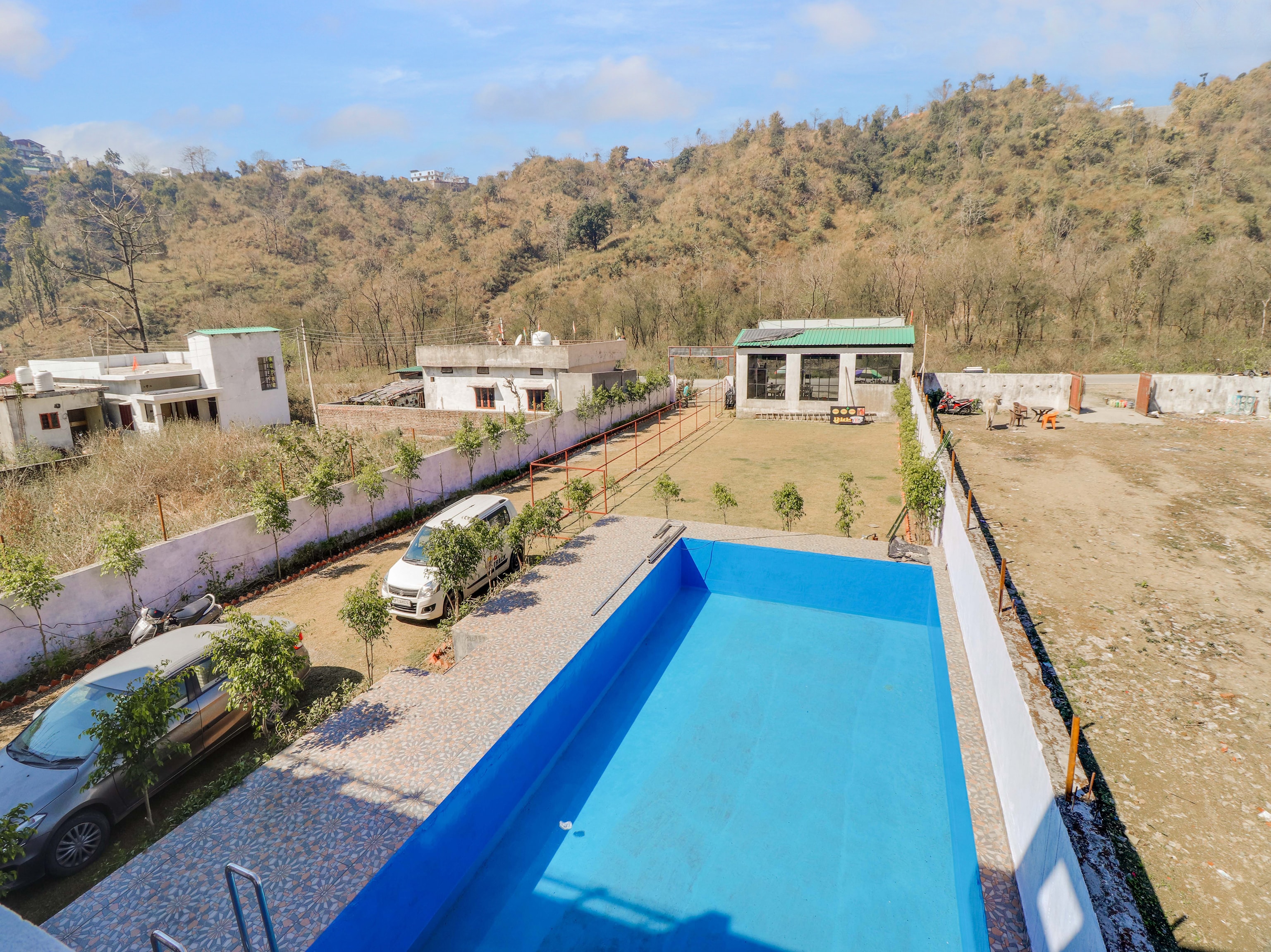 Hotel O Lucky Home Stay - Tap to explore photos