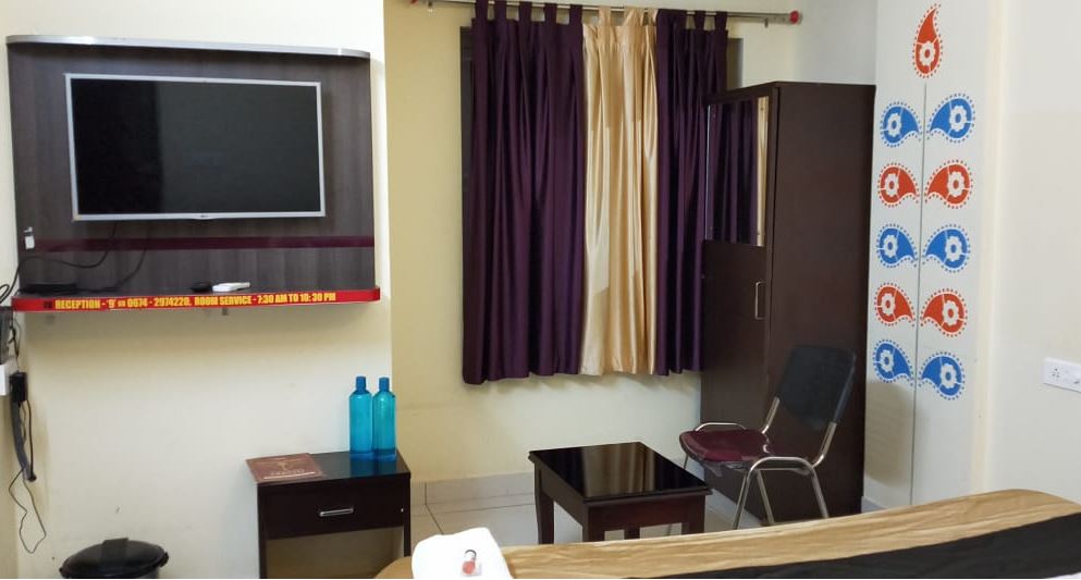 Shree Gopal Residency - Tap to explore photos