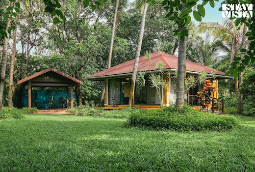 StayVista | Casa Palmera 6 BHK Pool Villa