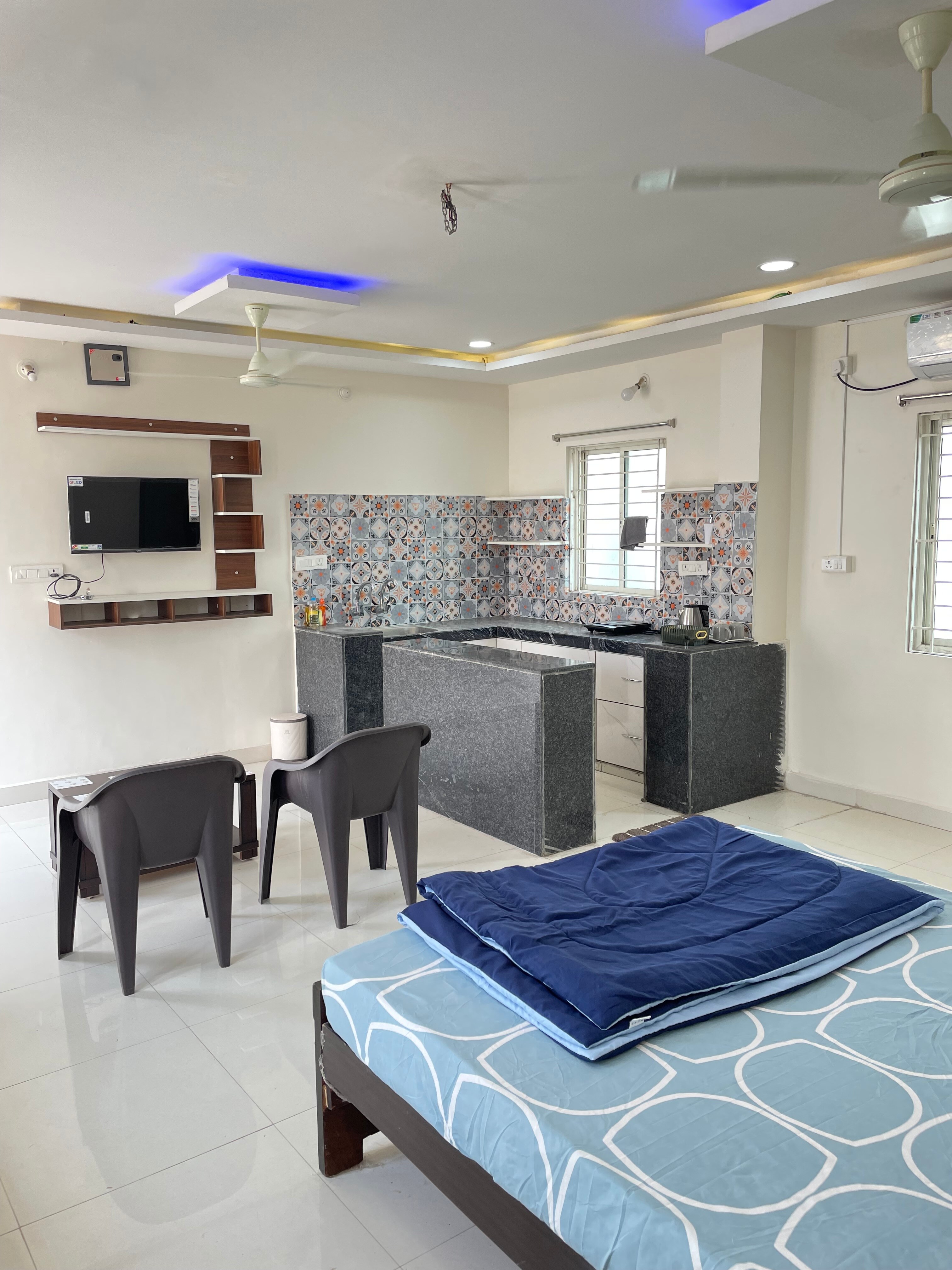Airy Penthouse | Gachibowli - Tap to explore photos