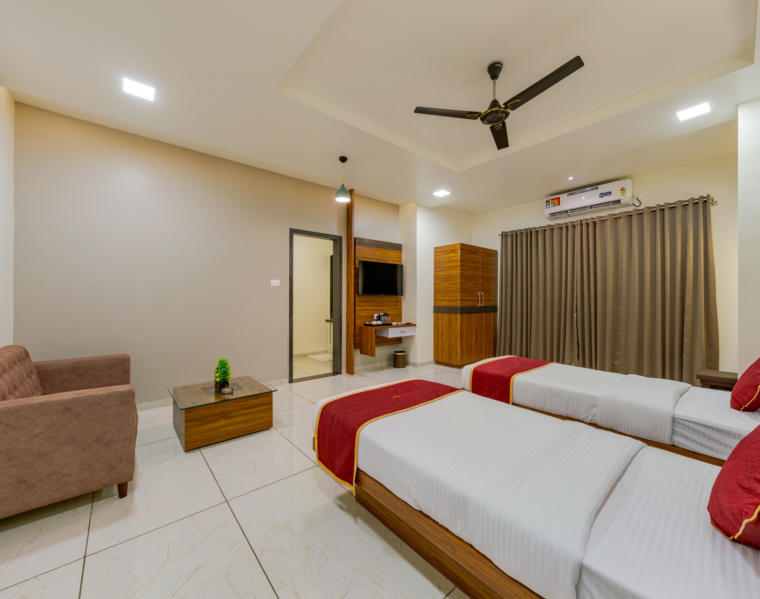 Hotel Agatya Inn - Tap to explore photos