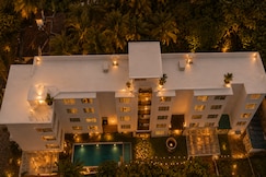 HUE GUH The Porto Candolim, गोवा