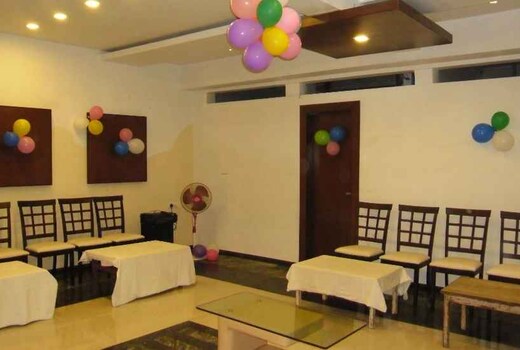 Hotel Golden Palace Puri Inr 1166 Off 4 4 0 0 Hotel Price