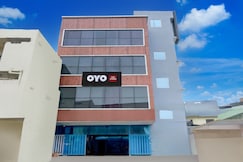 HOTEL O SR GRAND, Warangal