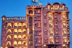 Radhey Ki Haveli ( 230 m from Khatu Shyam Ji Temple ), Nawalgarh