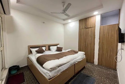 FabHotel Paradise Inn I