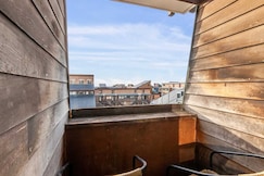 Beautiful renovated studio on Port de Deauville, Calvados