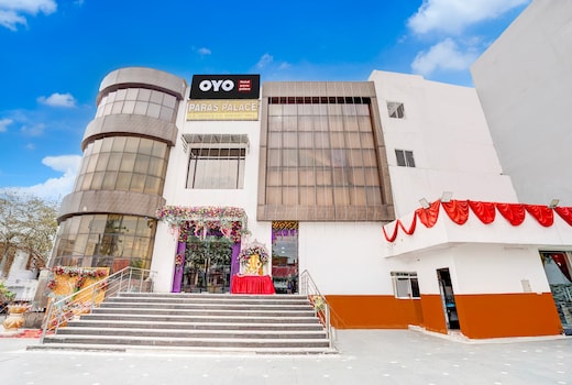 Hotel O Paras Palace