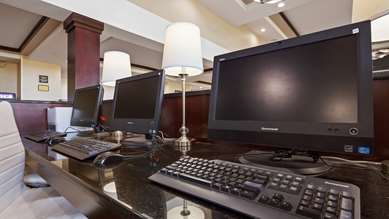 Best Western Plus Keene Hotel - Tap to explore photos