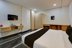 Hotel O Living Tree Suites, Hyderabad