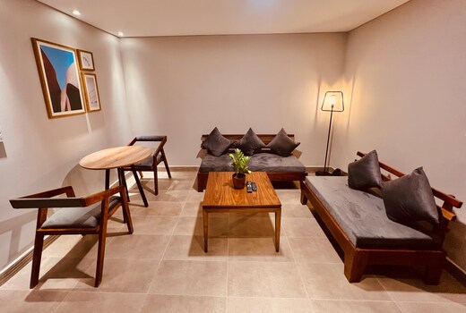 Elite 1BK Suites
