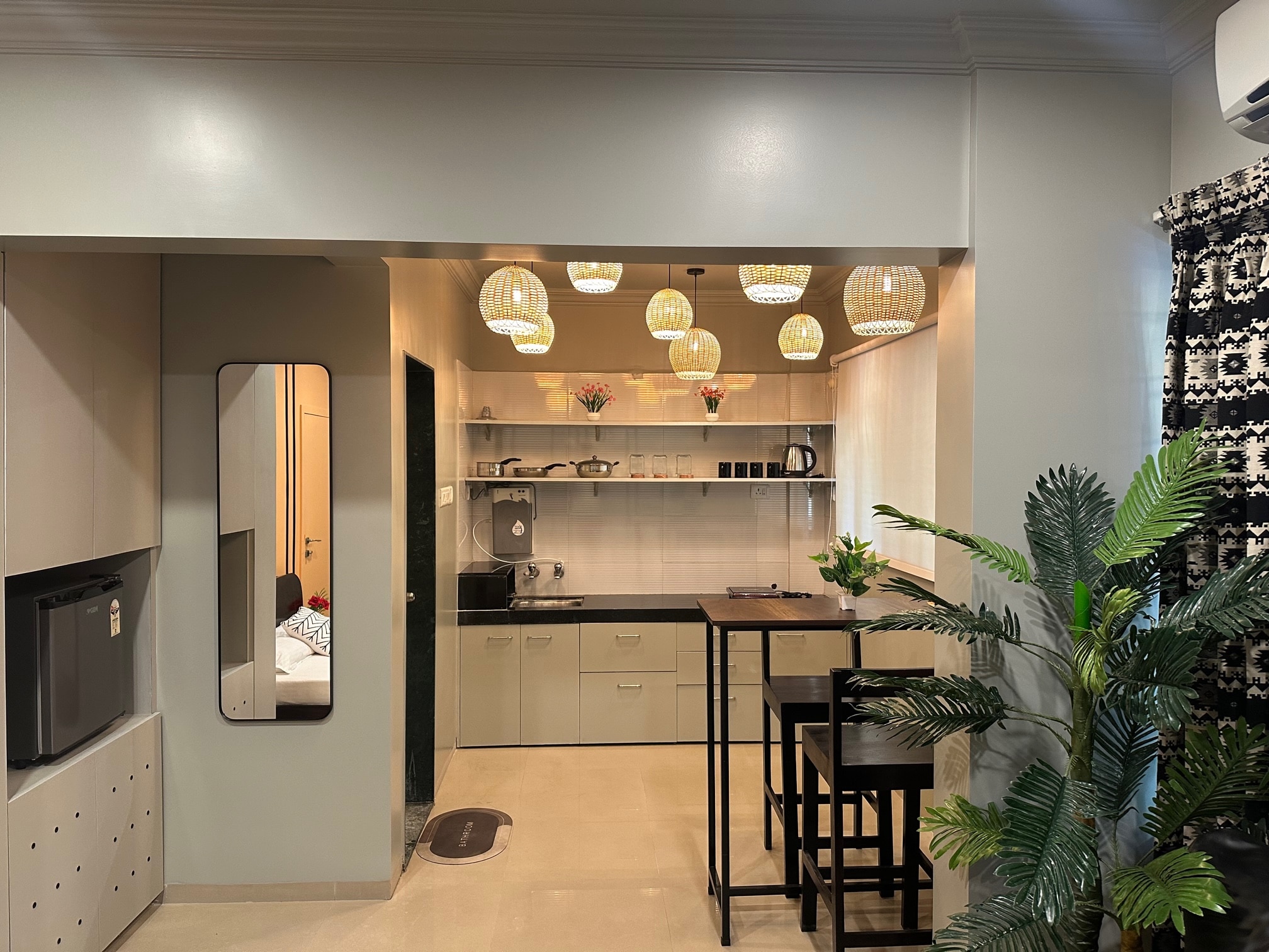 The Studio: AC, WiFi, Smart Tv, Balcony - Tap to explore photos
