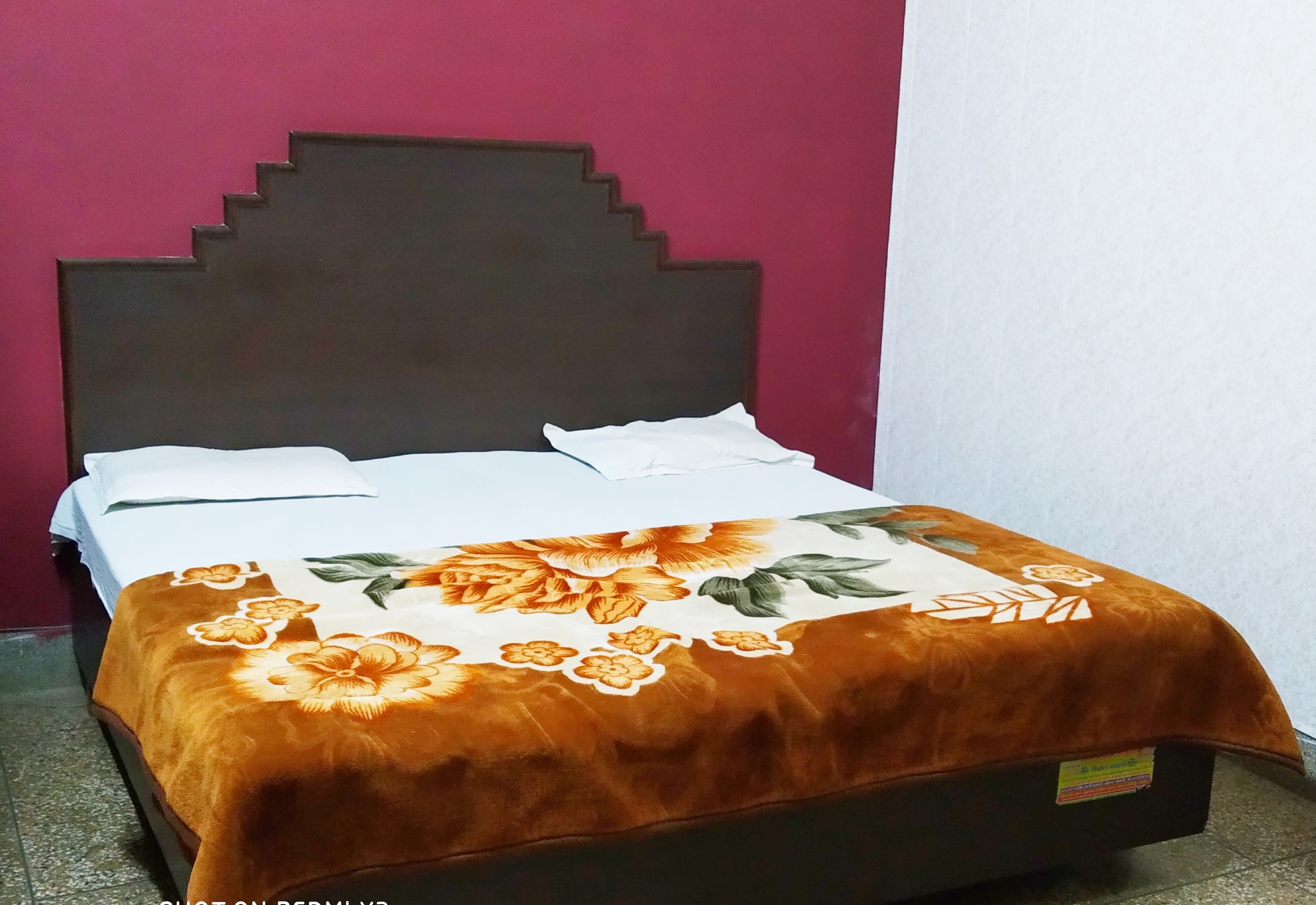 Hotel Marwari Niwas - Tap to explore photos