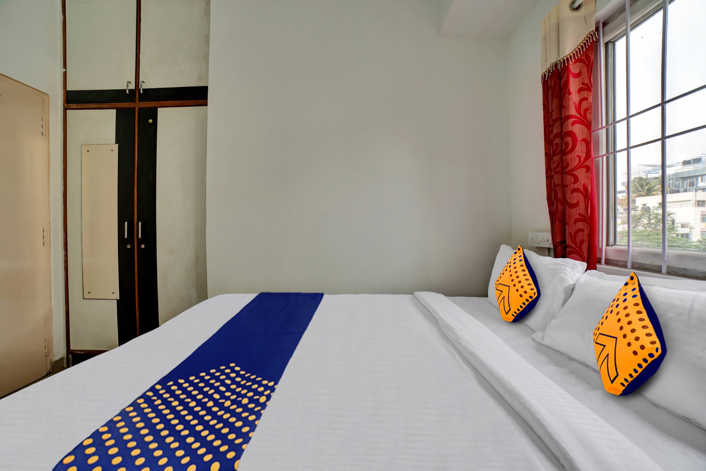 Hotel O Fortuner Palace - Tap to explore photos