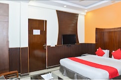 Hotel Raj Palace By WB Inn, Delhi