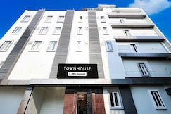 Super Townhouse Kurnool City Railway Junction Formerly Diamond, Raichur