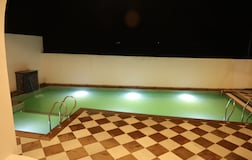 Swimming Pool 2