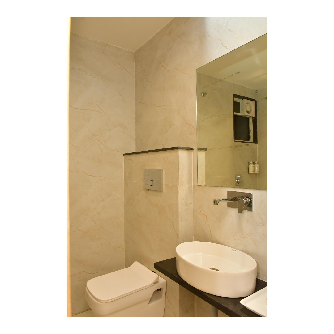 Hotel Avni Palace - Tap to explore photos