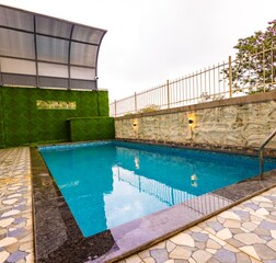 Swimming Pool 1