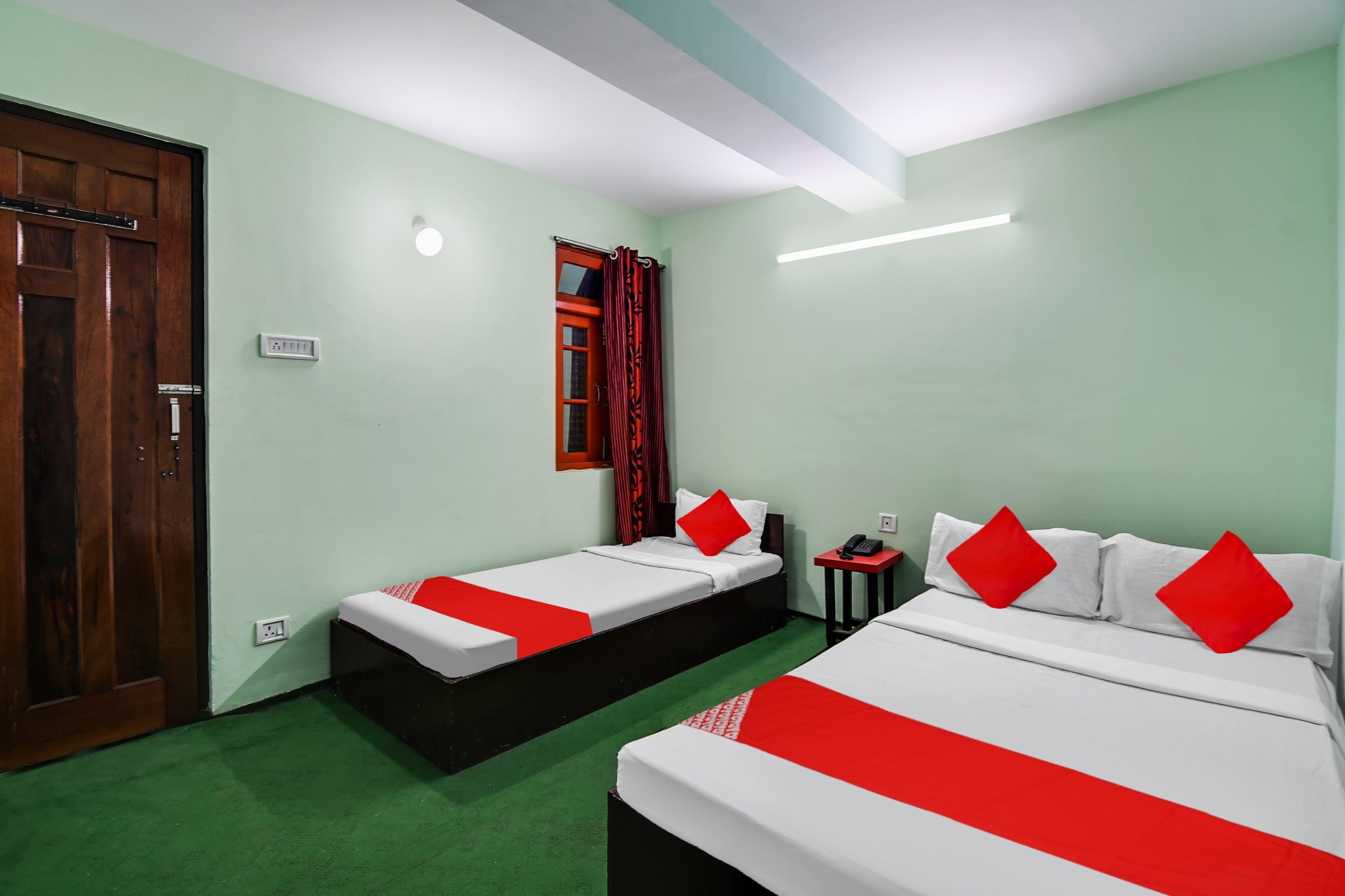 Hotel O Divya Dristi - Tap to explore photos