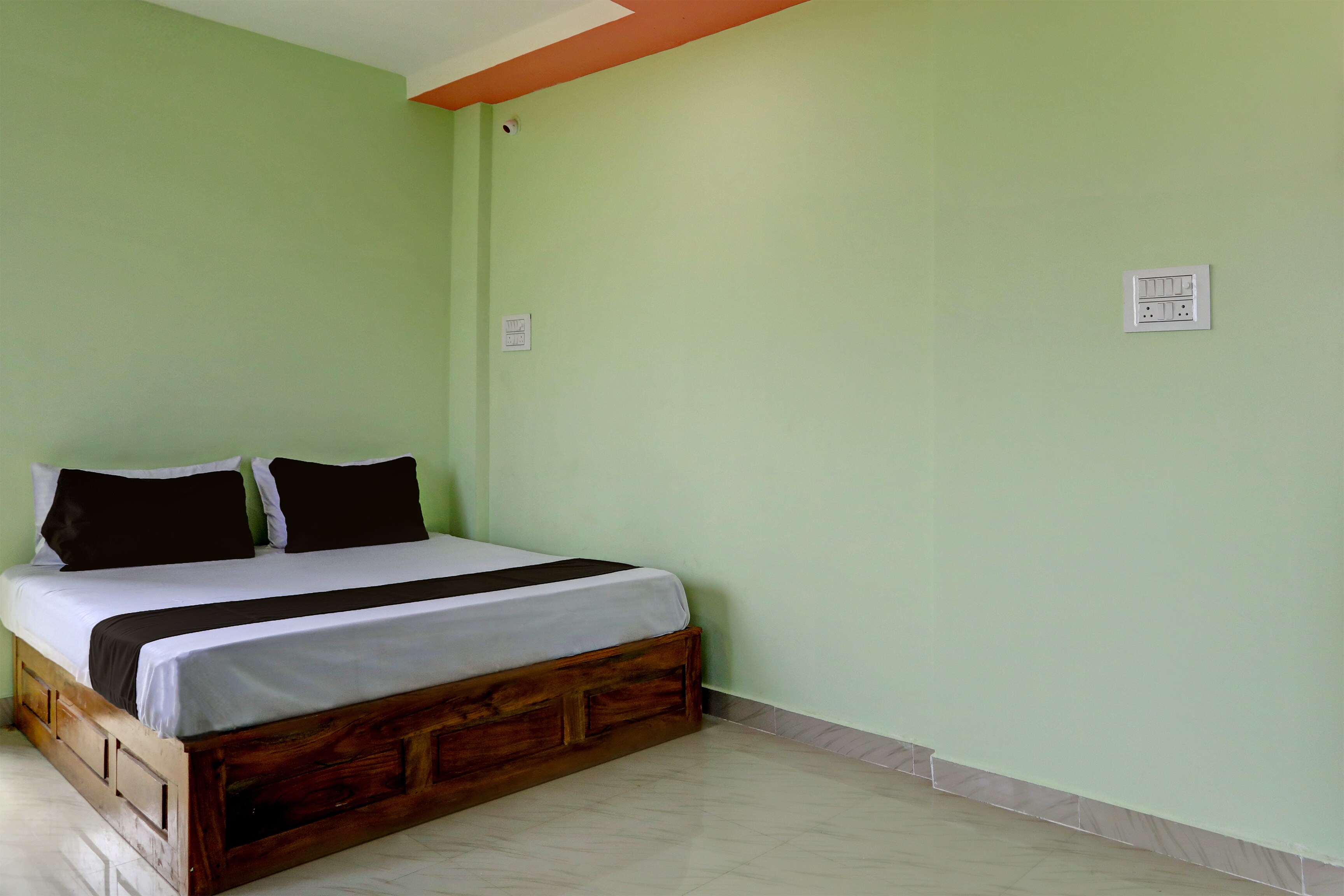 Hotel O Leo Star