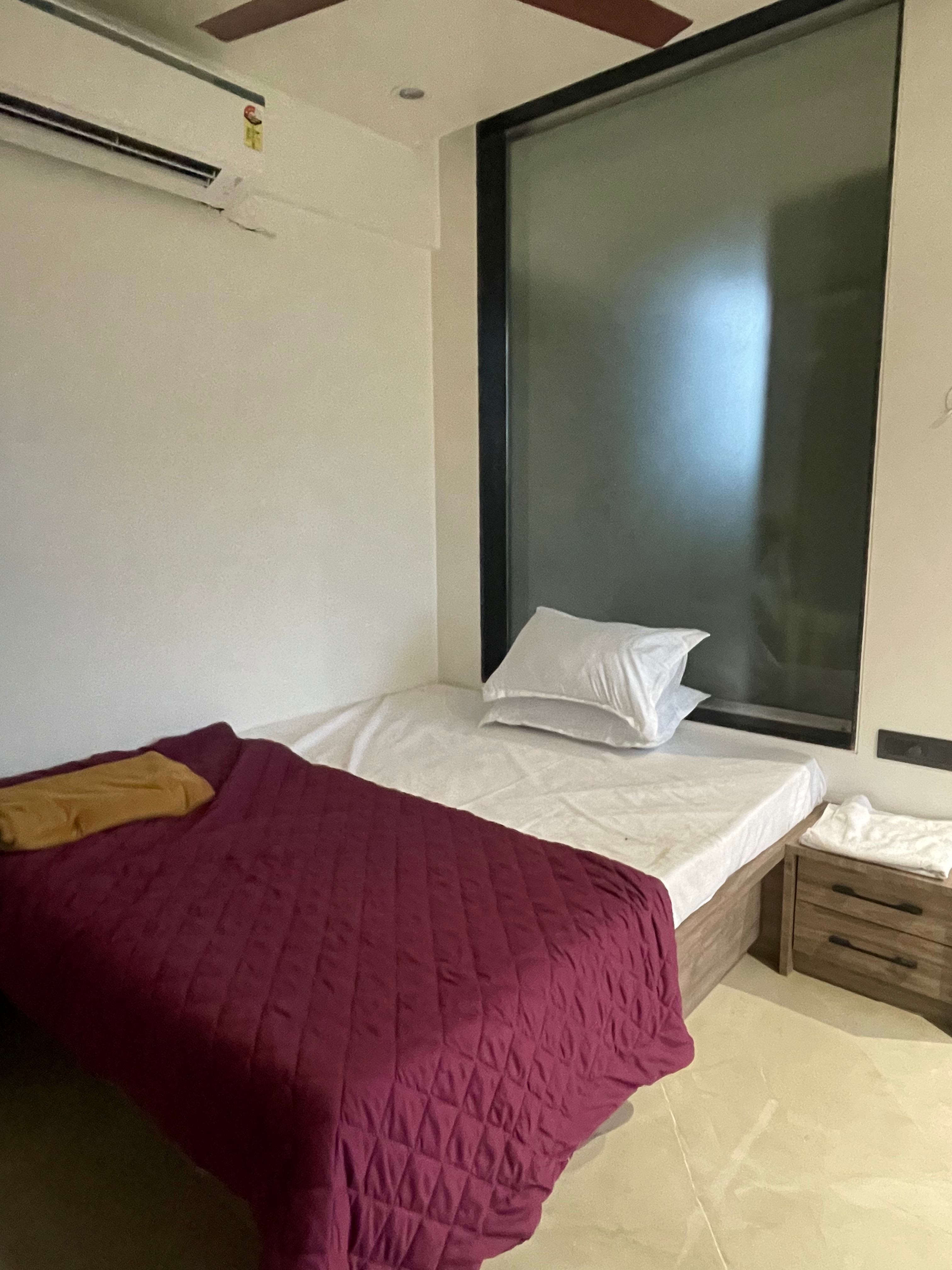 Deluxe Room 1